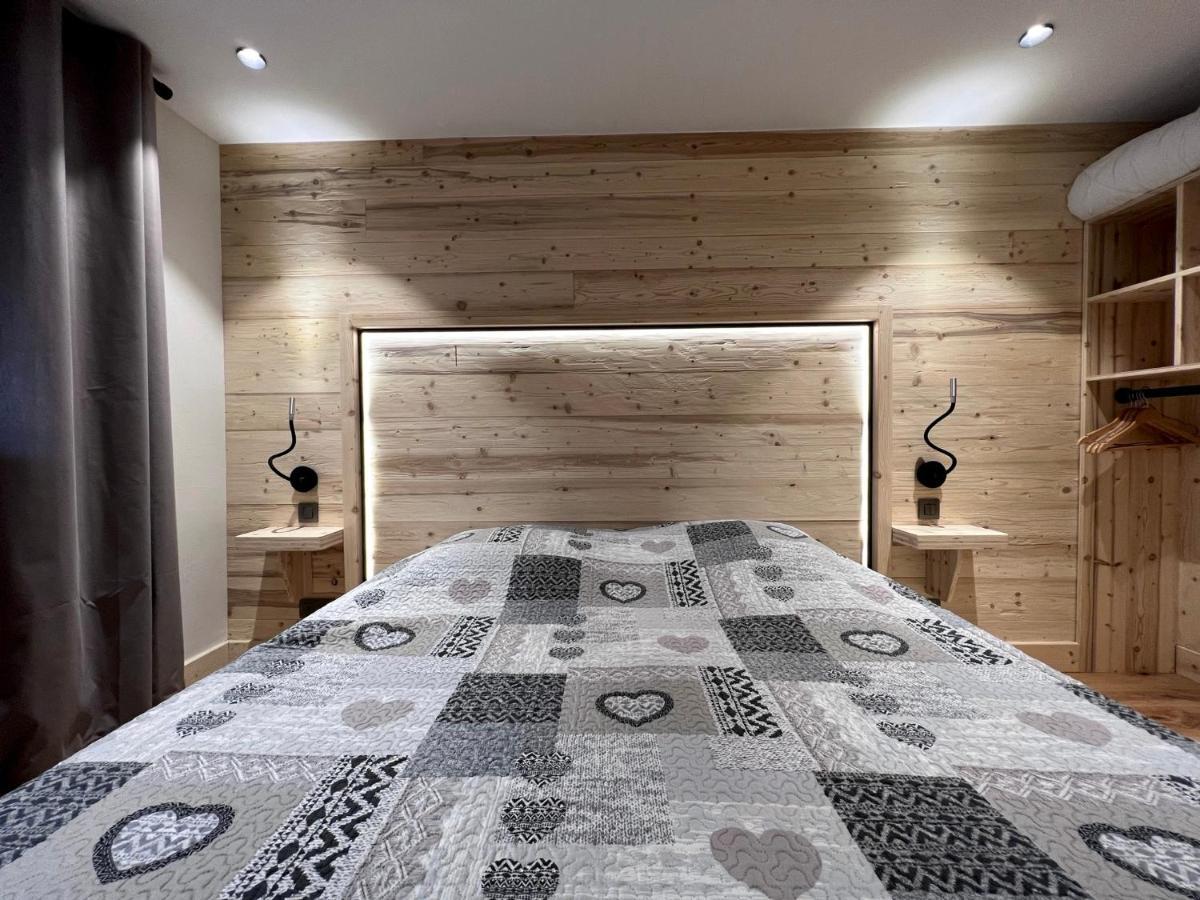 Ours Polaire Bel Appartement Village Et Pistes La Clusaz Kültér fotó